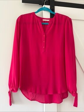 Violet & Claire Bright Pink Split-Neck Long Sleeve Blouse